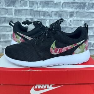 Nike Roshe One Black White Floral Rose Print Custom 511882-094 Womens Size 6 New